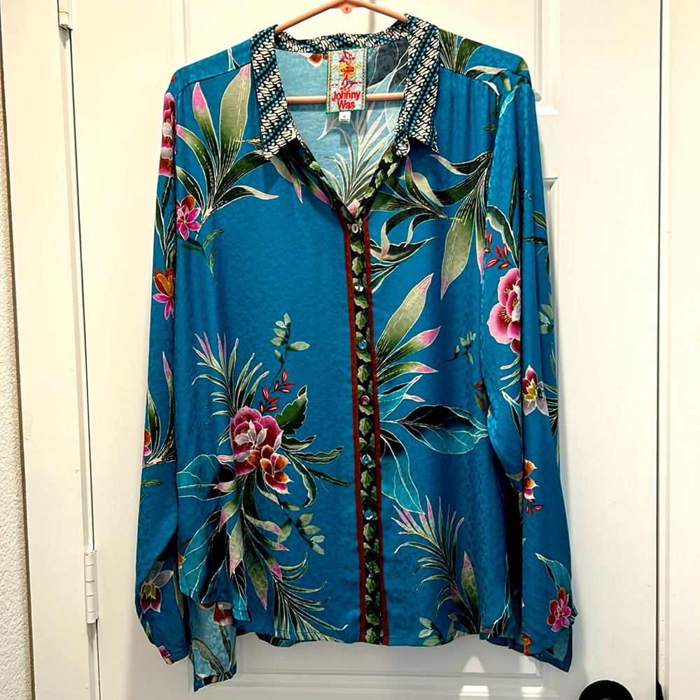 Johnny Was Lagoon Belinda Floral Top